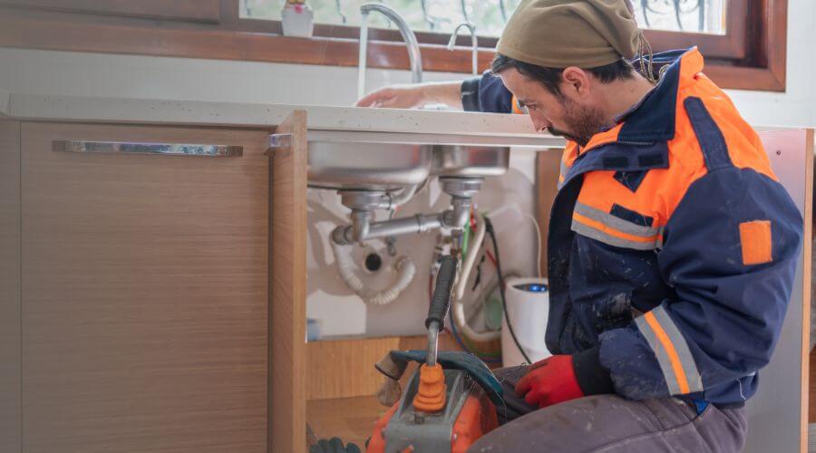 Expert burst pipe repair services in Luckey, OH